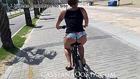 i'm watching this blonde milf masturbating with toys in that naughty session