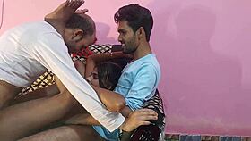 मेरी स्टेपसिस्टर स्लट दूध मांगती है, हम दो लड़कों और एक ब्लैक लड़की से उसकी टाइट चुत चोदते हैं