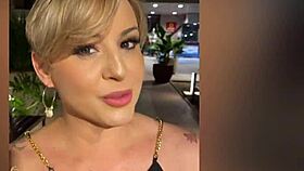 o dia que eu apresentei a amiga loira e gostosa