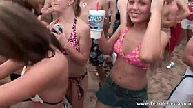 Group sex with some threesome type deal with sexy dancers in a public setting