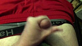 i makin jizz come out of my pp