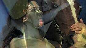 Wow, vintage babes with pets are wild! 😍