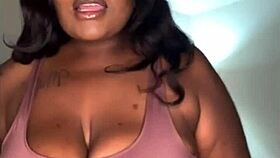 big lizz shows off her ebony boobs