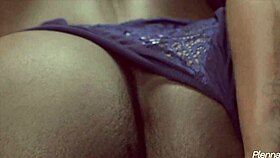 Watch Fernanda Masturbate With Toys Up Close?