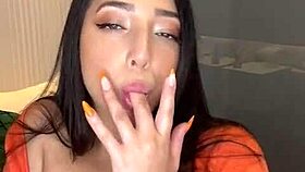 Lis safadinha exibindo buceta pros fãs lis xxx 😈