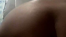 noche aburrida turns into rough 3some fucking