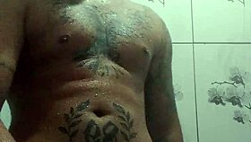 come here for me to slap my dick on your face