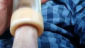 i cummin so hard from this sex machine, makin it fly like a blender