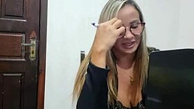 learning quick sales techniques with jhonny hot1 at the office