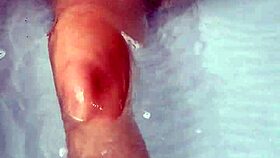 Masturba��o na banheira de hidro massagem