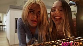 Stepsis and friend stuck in hardcore.