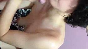 follando a lesbiana latina con tatuaje completo 😏