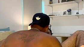 मालोका अपने एक्टिव दोस्त की गैंड चूस रहा है रॉ पीओवी में, यह इंटेंस गे एनकाउंटर मत छोड़ो!