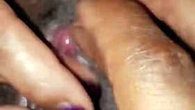 Teen 18+ fingering leads to intense squirting session.