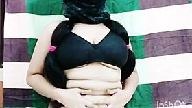 I-I seduced her with full seduction, fingering and masturbating her shaved pussy.