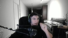 scarlet, joycgee, bertycuss, jenna, join the scuffed webcam orgy? part 2!