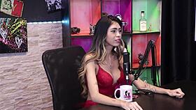 Mayra Marcele gets oral before anal sex