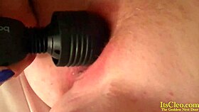 Cleo and Annie Knight in Lingerie, Licking and Vibrating to Double Orgasm