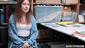 Pretty Dolly Leigh spreads her long legs for hard fucking