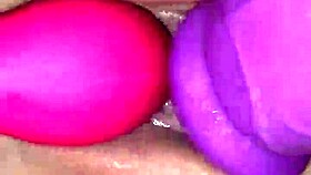 cumn and squirt with toys and dildo