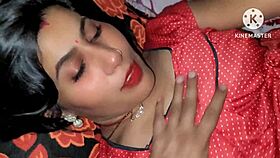 wife showing off sexy moves on homemade webcam 😍