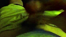 छोटा लंड वाला लड़का सोलो में हस्तमैथुन करता है