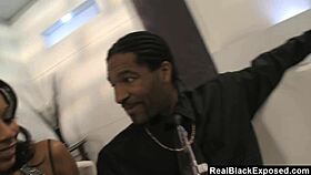 Rane Revere gets cum on her thick black ass after group bang 😏💦