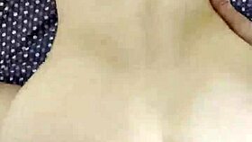 I lustful babe after shower decide to have fun with s dick