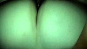 Big booty wife shakes her ass!