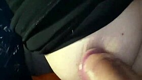 teresa si diverte a menarmi il cazzo