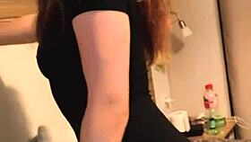 Heyy, Ritafox flaunts her super juicy and firm ass, so hot! 😍