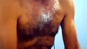 Hey, check out this old hairy guy with a 21cm cock fucking a married man in part 1 😏