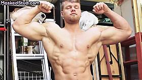 Muscular Amateur Stud Solo Stroking Cock Till Cumshot