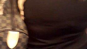 What does this milf loira with green eyes and nice ass want?