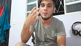 flakael aceita fazer pornô gay vai ser um negão ou um branquinho