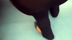 What does this milf loira with green eyes and nice ass want?