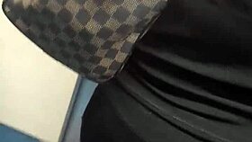 What does this milf loira with green eyes and nice ass want?