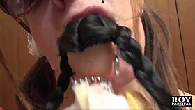 La 18enne diana ama il cazzo e sa bene come usarlo