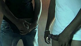 V DUN GAY PENDANT UN PLAN DRAGUE - BEHIND THE SCENE GAY PORN