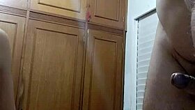 Amateur woman gives blowjob and masturbates to cumshot