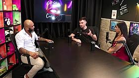 Most men we know are bisexual, and the public loves cuckold bi with Gabriel and Julia Vida Safada.