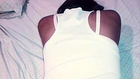 morena sexi teaching her friend without recording the lesson