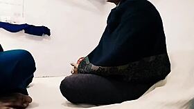 Indian babe with big tits gets horny and enjoys fast sex.