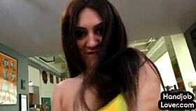 Hj Amateur Babe Tugging and Dirty Talking After Hitachi Toying Session