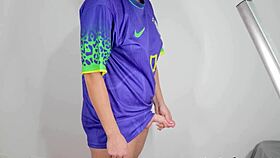 Passivo E Gozou Todo Com O Pau Preto No Cu