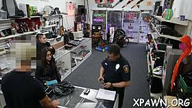 Reality Sex in the Shop with Sloppy Blowjob and Hardcore Pounding