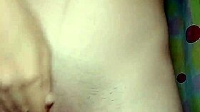 gabriela venezolana in a sensual performance