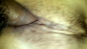 look how she gets wet 😏