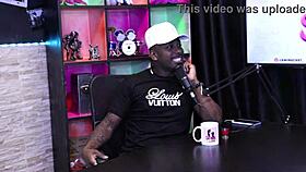 a pele do pau dele grudou na boca da mulher com aparelho e o boquete foi incrivel - jefao oficial