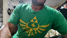 i met a new guy on grindr for blowjob and swallow